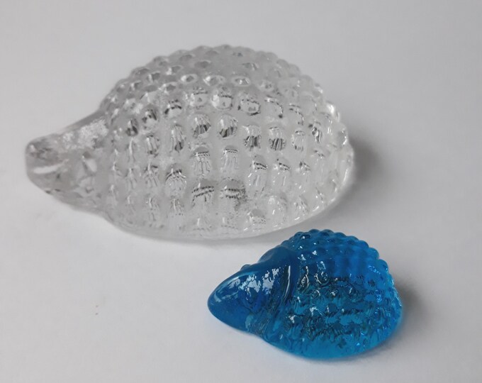Set of 2 Vintage Hedgehog Crystal Glass Figurines. Probably Bergdala, Sweden. Swedish Art Glass. Home Decoration.