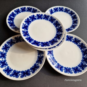 Pair of Iconic Vintage Small Plates from Rörstrand Mon Amie Series. Blue White Floral Pattern Designed by M. Westman. Swedish MSM Design.