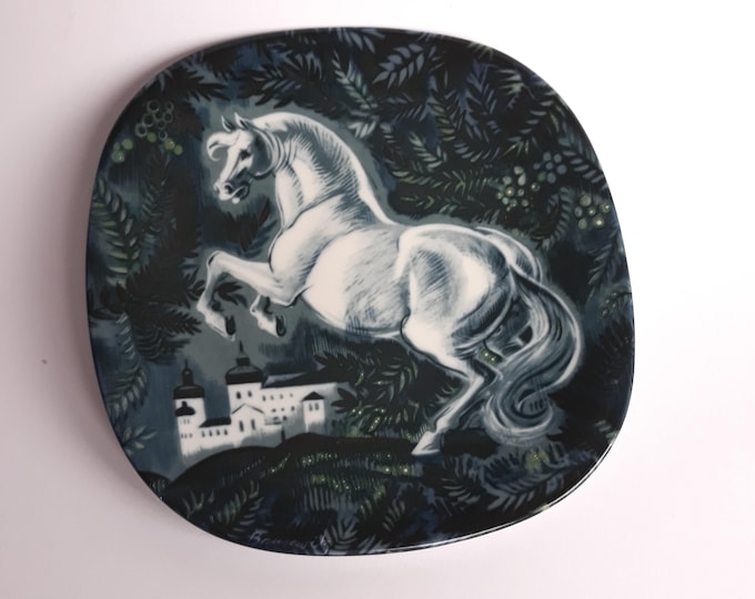 Vintage Rorstrand Sweden Square Wall Plate with Horse at Läckö Castle from 1977. Design by Gunnar Brusewitz. Rare. Collectable. Home Decor.