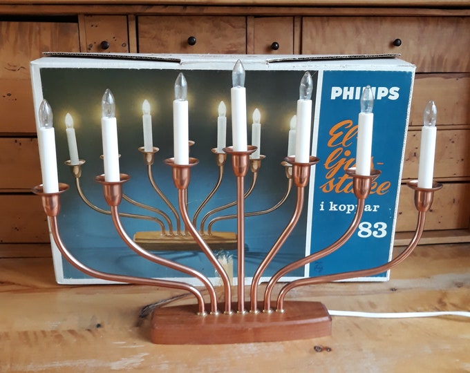 Vintage Philips Ljusstake - 83 Copper Electric Wooden Christmas Candleholder for Seven Electric Lights in Candle Shape. Original Box. MCM.