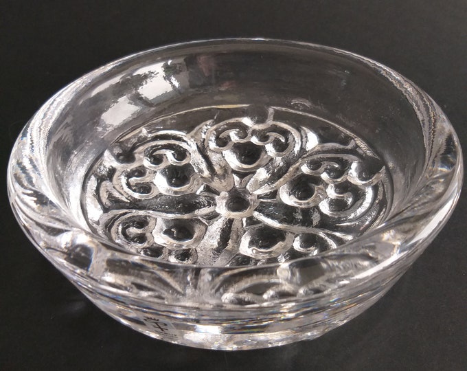 Skruf Glasbruk Sweden Clear Crystal Glass Round Dish Bowl. Design by Lars Hellsten. Scandinavian Swedish Design Art Glass. MCM Home Decor.