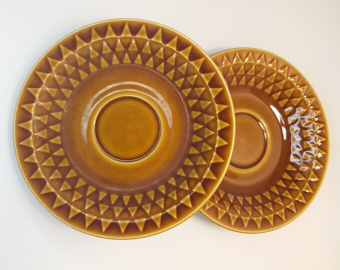 Scandinavian design, 1960s, Stavangerflint, Norway, Set of Two Saucers, small Saucers for Espresso cups, Glossy Brown Color, Mid Century