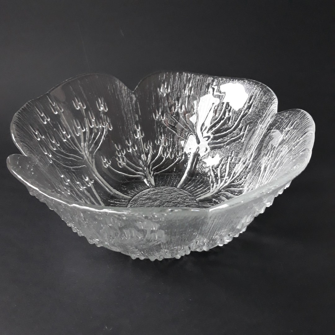 Vintage Lasisepat Mantsala Finland Clear Textured Glass Bowl In vintage-lasisepat-mantsala-finland-clear-textured-glass-bowl-in
