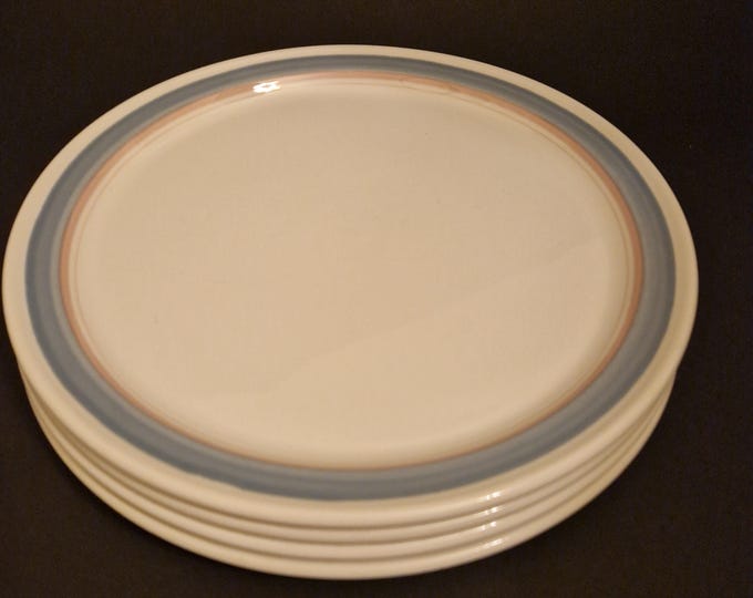 MSM Figgjo Gourmet Norway Dinner Plate. Vitro Porcelain. Glossy Glaze. White Base with Blue and Pink Bands. Scandinavian Retro Tableware.