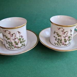 Pair of Swedish Landskapsblommor, Linnéa, Småland, Eschenbach, Bavaria, Germany Espresso Cups and Saucers. Gilded Edges. Vintage Tableware.