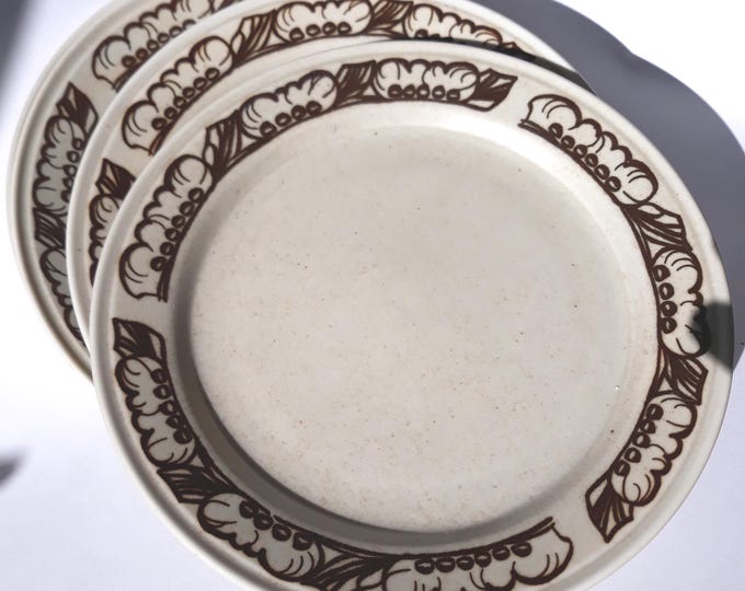 One Porsgrund Norway Ceramic Dinner Plate in Pattern Troll. Designed by Eystein Sandnes. Norwegian Vintage Tableware from 1970s.