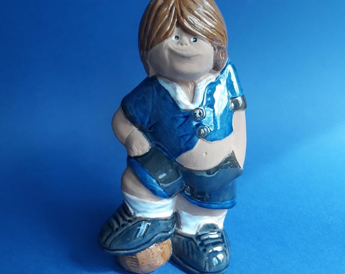 Vintage Ceramic Figurine by JIE Gantofta Sweden. 7.67" Cool Football Player Figurine Design Bengt Nillsson.  Original Label. Signed.