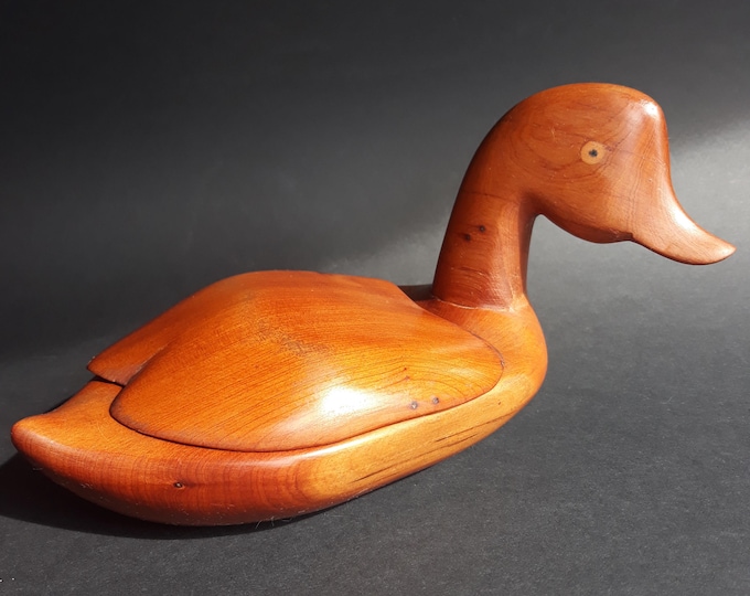Vintage Teak Hand Carved Duck Figurine with Box Function. Keepsake Box. MCM Style Home Decor.