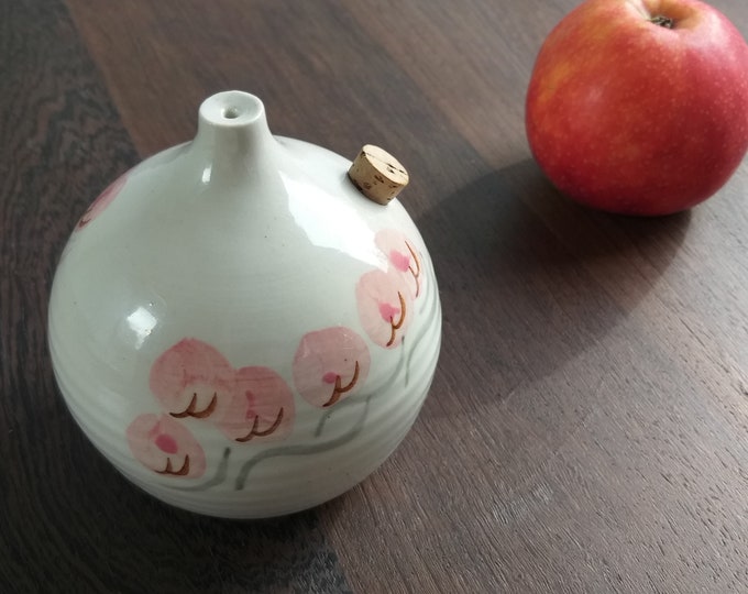 Fågelmara Krukmakeri Sweden. Vintage Ceramic Oil Lamp. Hand Painted. Pink Flower Motive. Hand made Swedish Studio Pottery. Nordic Home Decor