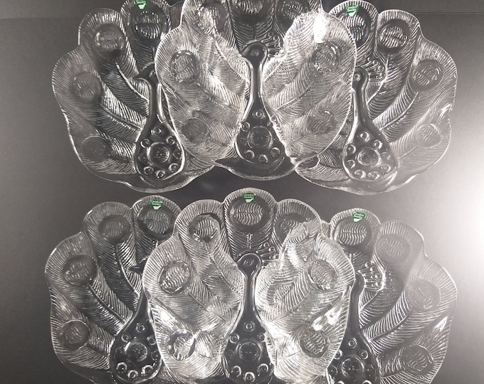 Orrefors Sweden. Peacock Crystal Glass Salad Plate. Design Lars Hellsten. Excellent Condition. Gift for Bird Lovers. Scandinavian Art Glass.
