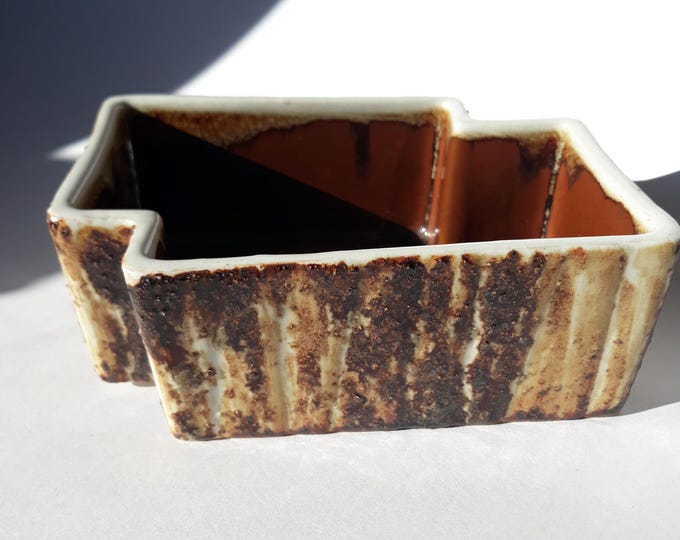 Yamasan Japan Ikebana Flower Vase Bowl from 1960's. Rough Bark like Texture. Brownish Colour. Japanese Mid century modern Japanese pottery.