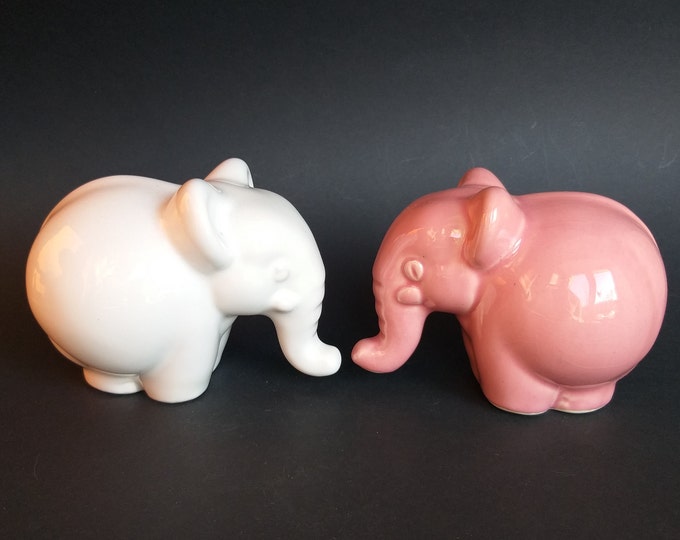 Pair of Vintage Jie Gantofta Sweden Ceramic Elephant Figurines. Glossy Pink or White Glaze. Hand Made Retro Swedish Pottery. Collectable.
