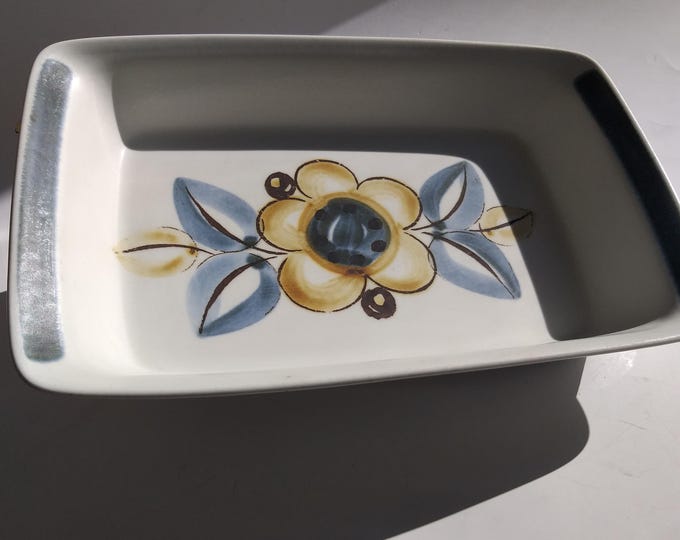 Vintage Stavangerflint Norway Rectangular Stoneware Backing Dish in Floral Pattern Senja. Vintage Baking Ware. Marked.