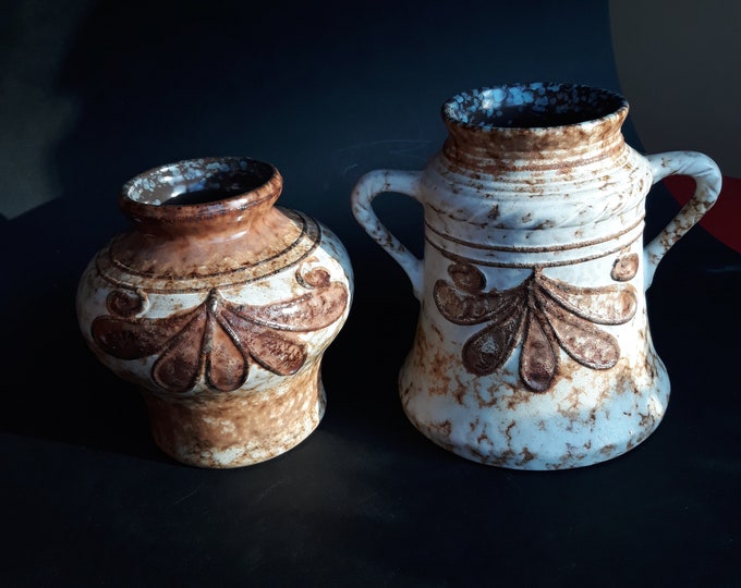 One Strehla GDR Ceramic Mid Century Vase with Fat Lava Decoration. Matt Glaze with Marbled Effect. Vintage German Pottery from 70s. Marked.