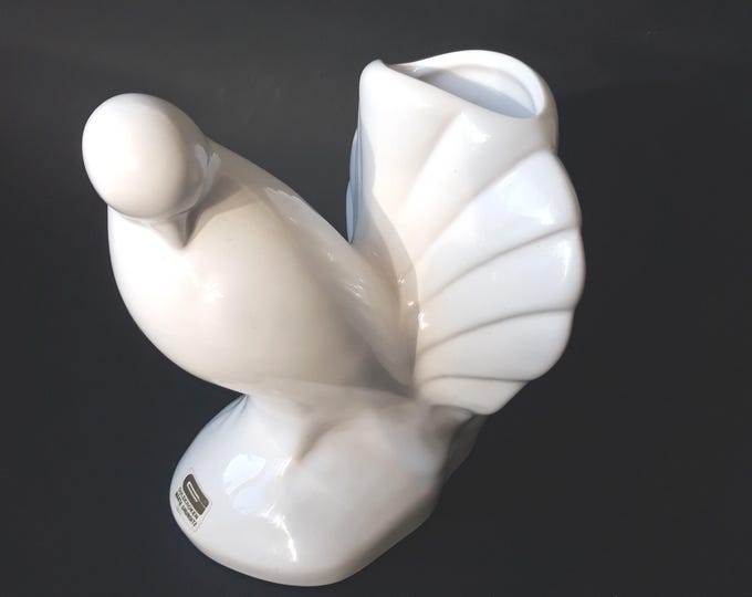 Guldkroken Sweden Beautiful White Glazed Ceramic Dove, Pigeon Figural Vase. Design by Marta Grunditz. Elegant Swedish Home Decoration.