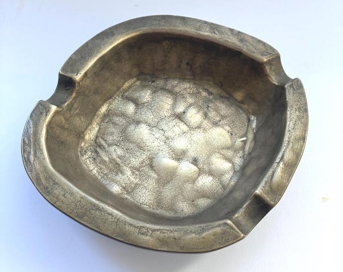 Cool Vintage Brutalist Era Large and Heavy Ashtray made of solid Bronze from 50-70s. Textured finish on the Interior. A stylish Gift.