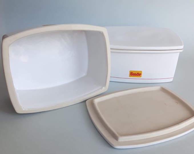Vintage Hoganas Stengods Sweden Stoneware Smor (Butter) Container with Lid in Rectangular Shape. White Glossy Glaze. Made in Sweden. Marked.