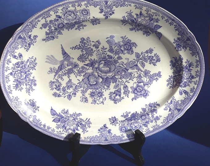 Antique Swedish Porcelain Classic oval Bowl from the Series Fasan from Gustavsberg (1880-1923). Asiatic Pheasants. Collectable.