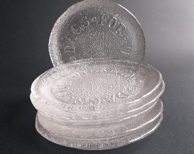 Vintage Scandinavian Art Glass Plate. Unique pattern - Dag for vicning in Swedish ( time to eat). Thick Quality Chrystal Glass Salad Plate.