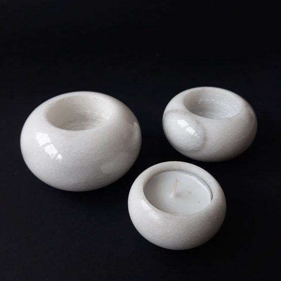 Three Vintage Marble Tea Light Holders. Round White Grey Marble
