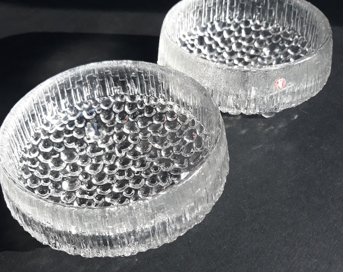 Set of 2 Vintage Mid Century Modern Iittala Finland Ultima Thule Crystal Glass Desert Bowls. Finnish Tableware Designed by Tapio Wirkala.