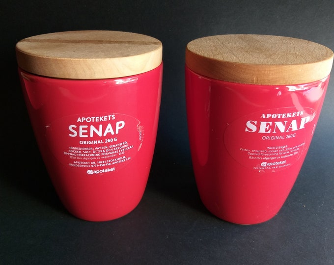 Pair of Hoganas Sweden Stoneware Apoteket Spice Jars with Wooden Lids. Red Colour Glaze. Marked. Vintage Swedish Pottery. Nordic Design.