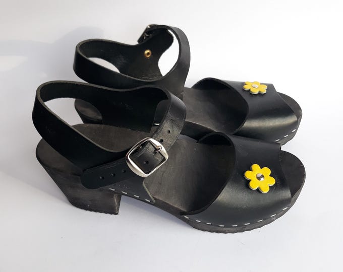 Black Leather Clog Sandals Vintage Platform Shoes. Swedish Wooden Mules, Low Heel. Made in Sweden.