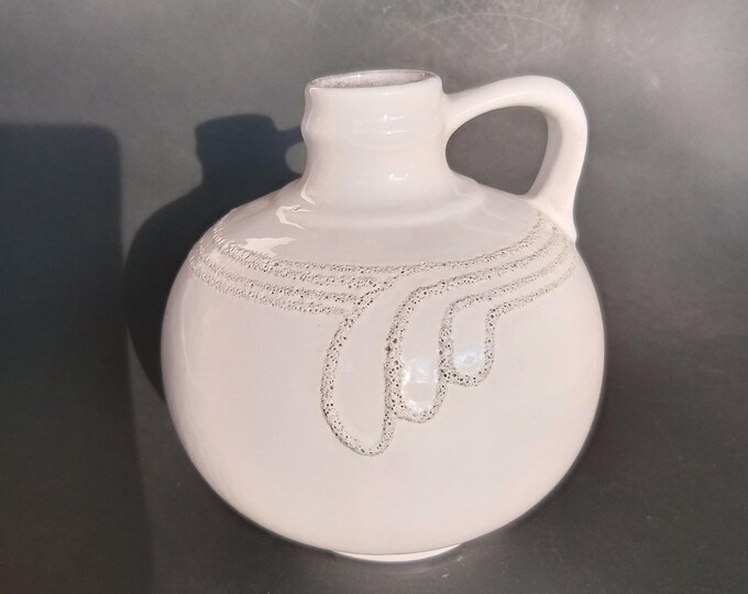 Strehla GDR Germany. Vintage Ceramic Vase with Handle. White with Circles around. Mid Century Modern Style Pottery. Vintage Home Decor.