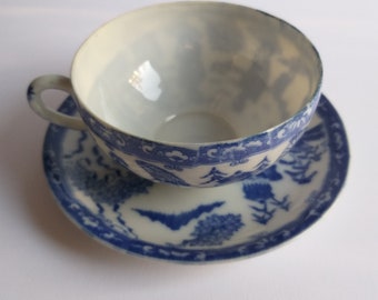 Vintage Japanese Porcelain Teacup and Saucer. Pattern Geishas with Umbrellas. Blue and White Eggshell Porcelain. Beautiful Delicate China.