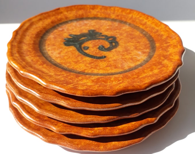 Set of 5 Gabriel Burmeister 1886–1946, Sweden Orange Brown Ceramic Plates with Silvery Black Decoration. Signed. Swedish Art Deco Pottery.