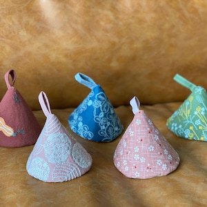 Handmade Heat Resistant pot lid/handle holder