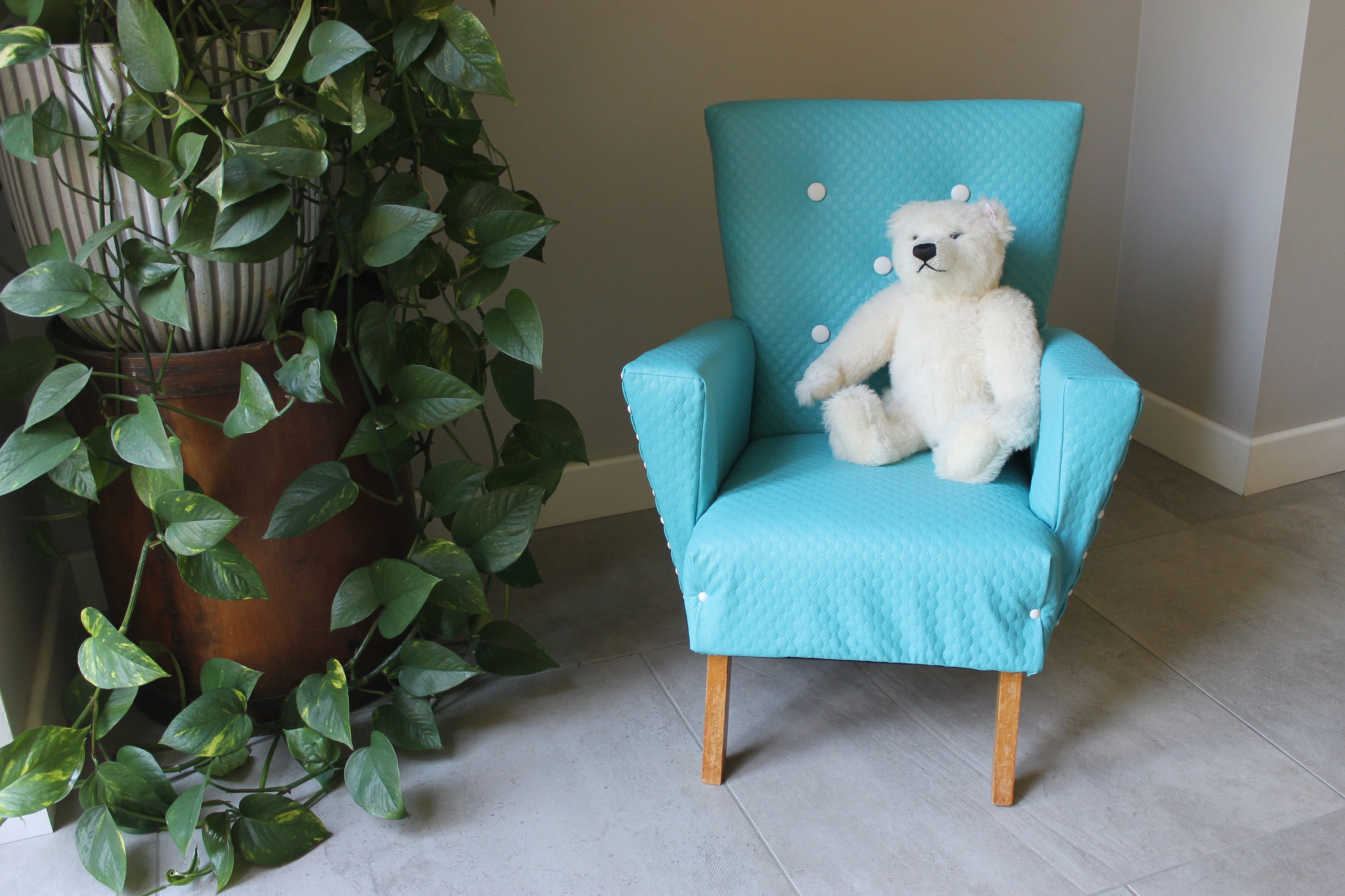 Vintage Child's Armchair / Vintage Kid's Chair / Children's Bedroom