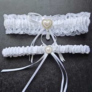 2 pcs White Garter Set, Wedding Garter Belt with Rhinestone Pearls, Garter Keepsakes and Toss Set Satin and Lace Bridal Garter