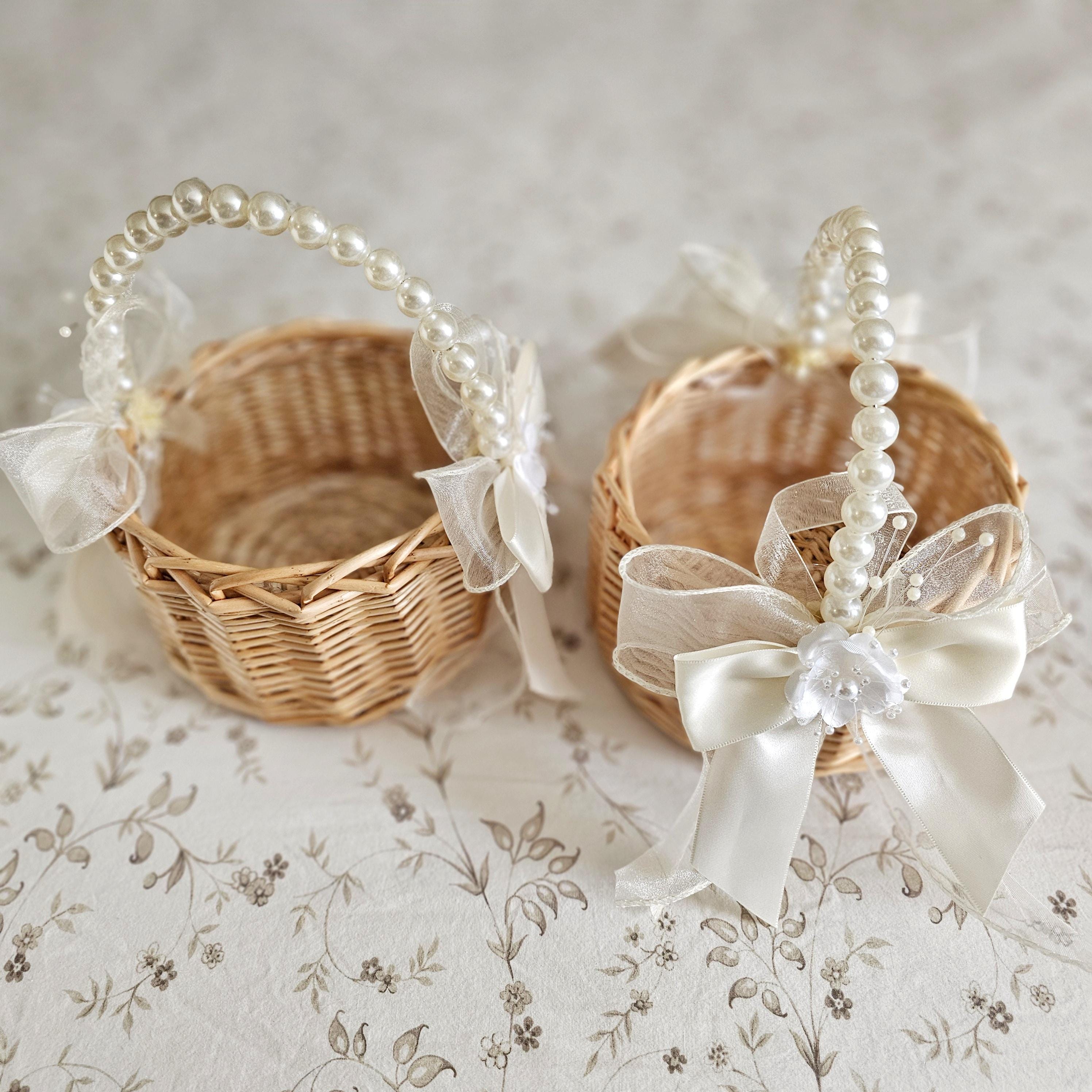 Cute Rattan Flower Girl Baskets with Bows, Flowers And Pearl Handles Set (1pc or 2 pcs) for Summer Boho Country Garden Weddings, In 2 Sizes