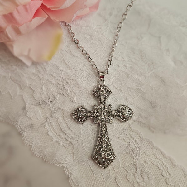1 pc Big Silver Rhinestone Studded Cross Pendant Necklace, 3.5x2.5 inches Cross, Silver Plated, Fashion Cross, Big Cross, Necklace 26 inches
