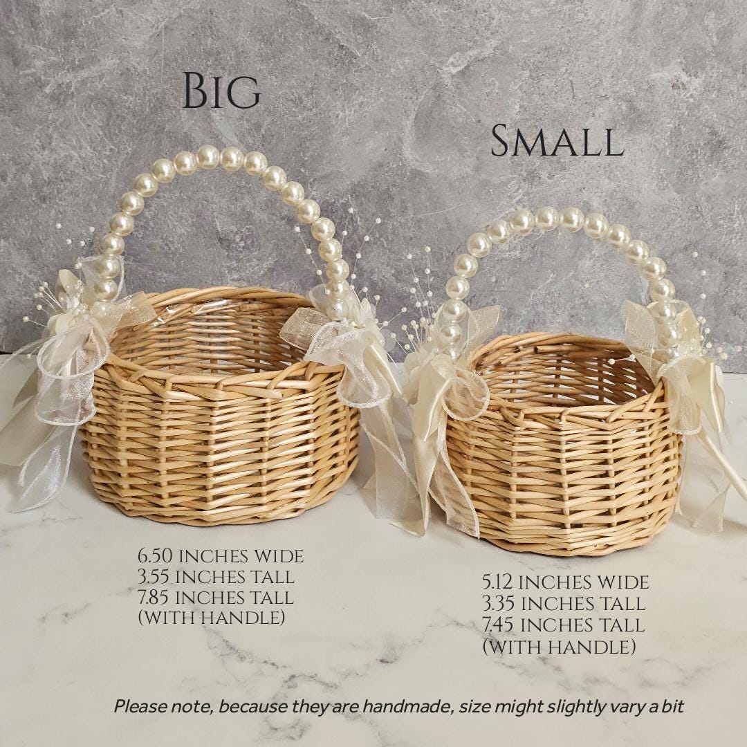 Cute Rattan Flower Girl Baskets with Bows, Flowers And Pearl Handles Set (1pc or 2 pcs) for Summer Boho Country Garden Weddings, In 2 Sizes