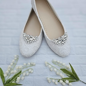 1 inch silver dress shoes White Patent 1 Inch Heel Dress Shoe With Double Rhinestone Straps - Size: 9