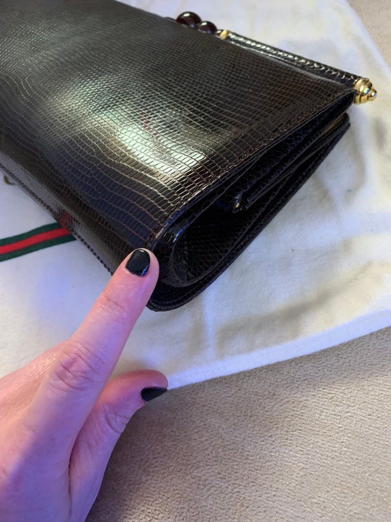 Rare 60s/70s Authentic Gucci lizard clutch - image 5