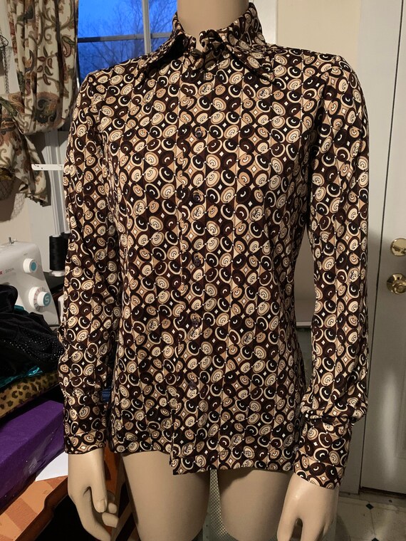 Vintage Emilio Pucci 1970s button down blouse! Dis