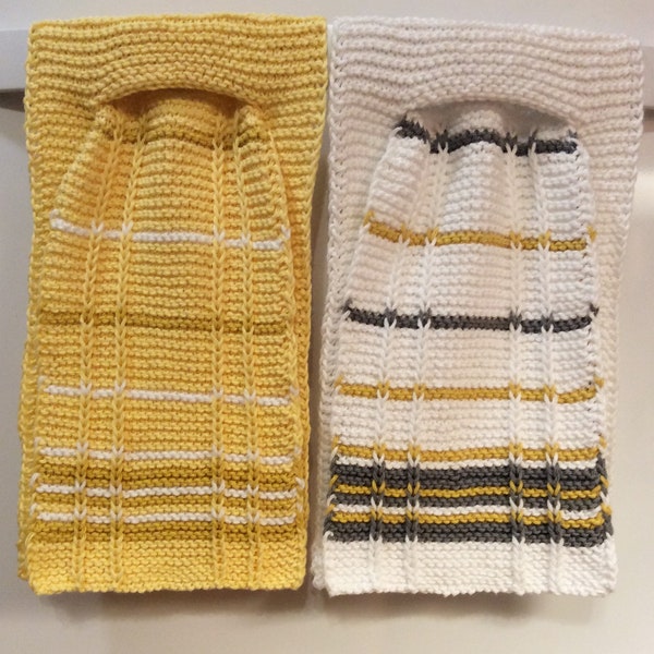 Windowpane Stay Put Towel Knitting Pattern / Hand Towel / Hanging Towel / Keyhole / Cotton Yarn /  Kitchen Decor  / Knitting Pattern / Gift