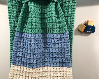 Colorblock Stay Put Towel Knitting Pattern / Hand Towel / Hanging Towel / Knitting Pattern / Kitchen Decor / Cotton Yarn / Keyhole / Gift