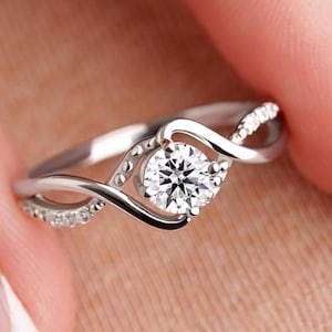 Moissanite Minimalist Engagement Ring, Unique white gold promise ring, Anniversary ring, Round cut Moissanite ring, Wedding ring woman, Ring