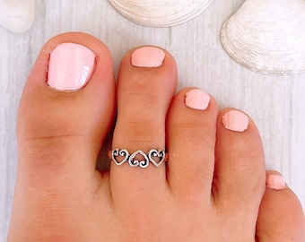 Solid Sterling Silver heart toe ring for women, adjustable foot ring, boho foot jewelry, knuckle ring, midi ring, pinky ring, gift for her