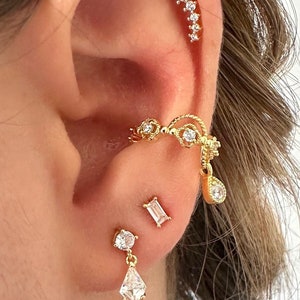 Sterling Silver Conch ear cuff, CZ Dangle Ear Cuff No Piercing, Gold cartilage earring, Thick Conch Cuff, Minimalist Jewelry, Gift for her