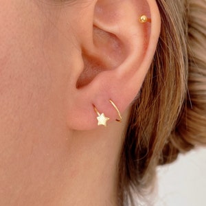Star spiral ear piercing, star huggie earrings, Sterling Silver two hole earring, double lobe earring, wrap earring, double piercing earring