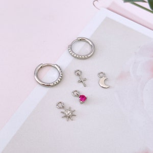 Helixoorringen met bedels, set oorbellen, paar cz-ringen met 4 bedels, sterlingzilveren kleine druppeloorbellen, maan-, kruis- en zonringen