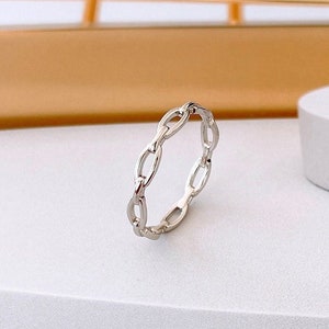 Thin chain ring for women, Sterling Silver link ring, Gold plated stackable chain ring, minimalist jewelry, streetwear ring, gift for her