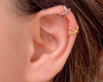 Ear Cuff no piercing, Criss Cross Ear Cuff in Sterling Silver, Fake Piercing, Helix earring, cartilage earring, cartilage ear cuff, ear wrap