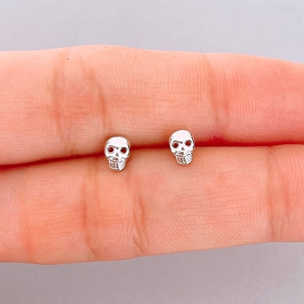 Petites boucles d'oreilles gothiques tête de mort, mini clous d'oreilles squelette en argent 925, bijoux tête de mort, clous d'oreille punk en or pour hommes et femmes