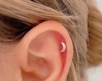 Tiny moon helix piercing, 925 Sterling Silver crescent moon screw back earring, conch piercing, Gold plated moon cartilage piercing